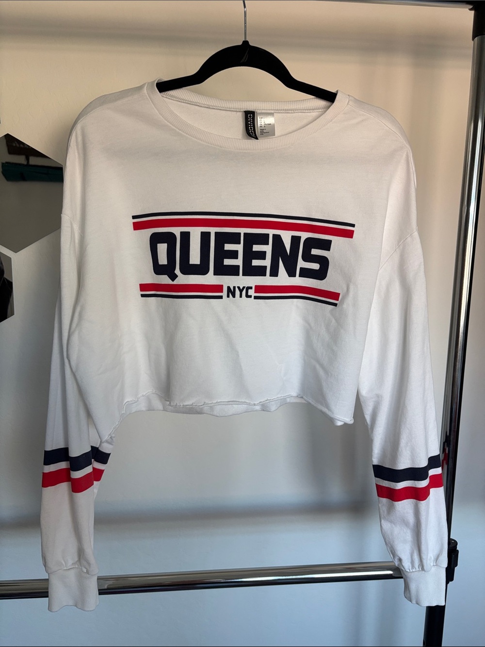 H&M White Crewneck Cropped Tee